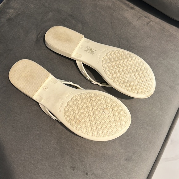 Tory Burch Jelly Sandal - Picture 3 of 4